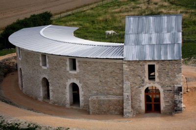 Dépendances du château de Maulnes